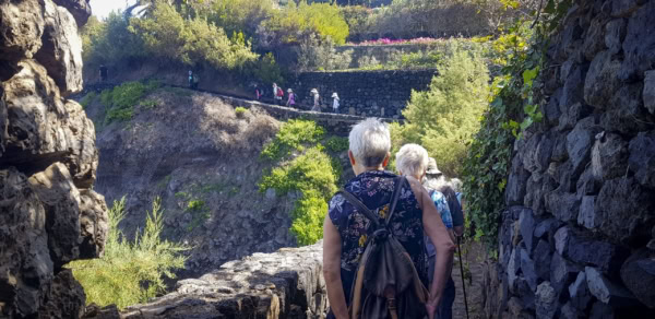 Entspannte Küstenwanderung
